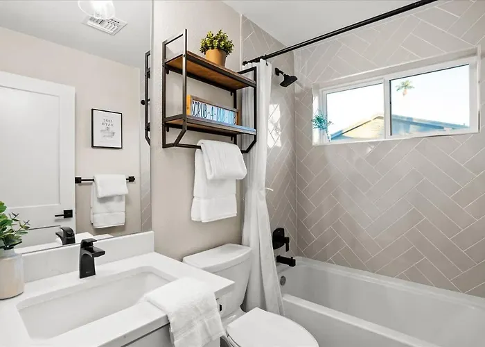 Palm Oasis Kierland Poolside Escape Holiday home Scottsdale